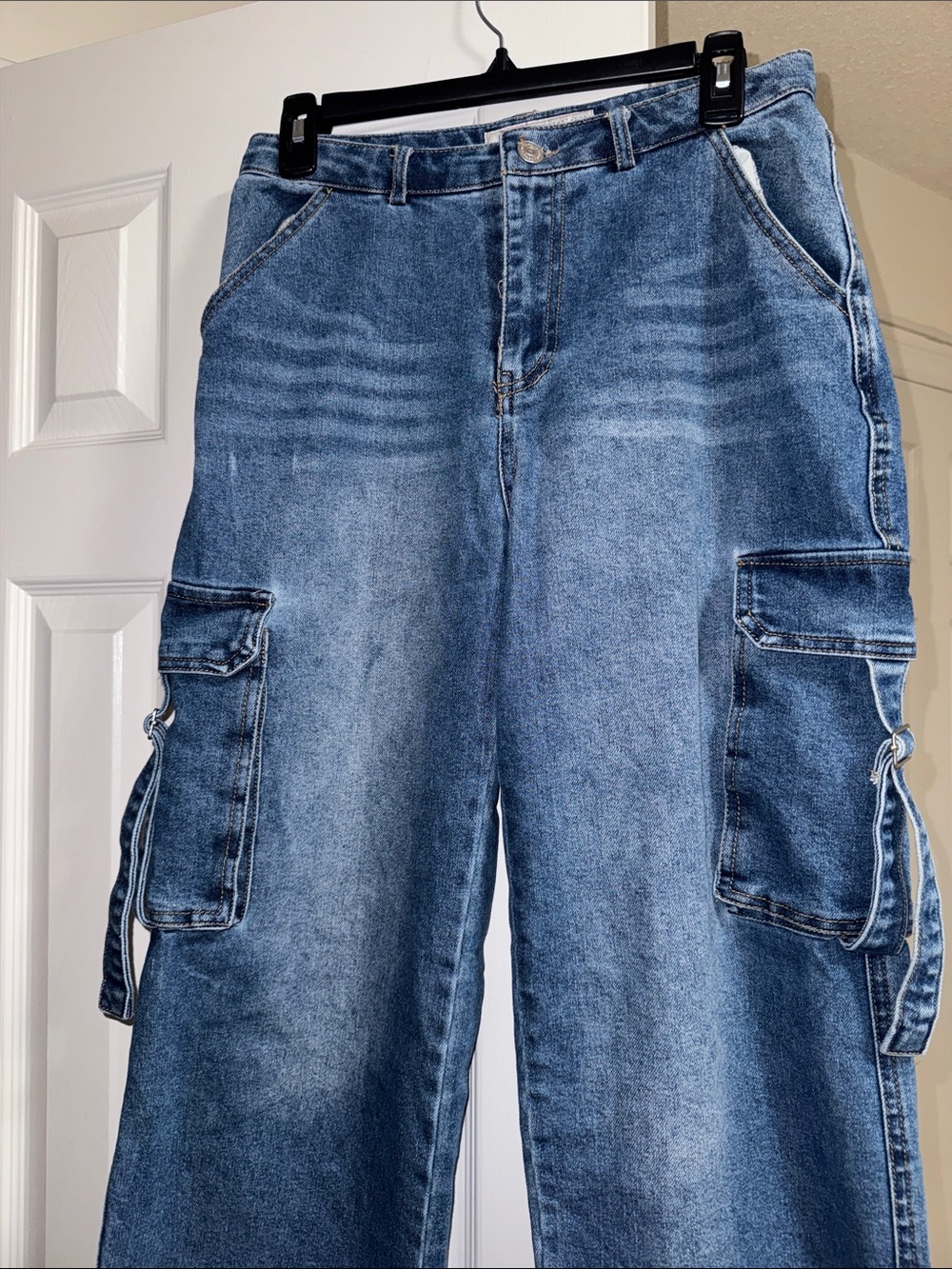 Wide-Leg Denim Cargo Jeans - Blue